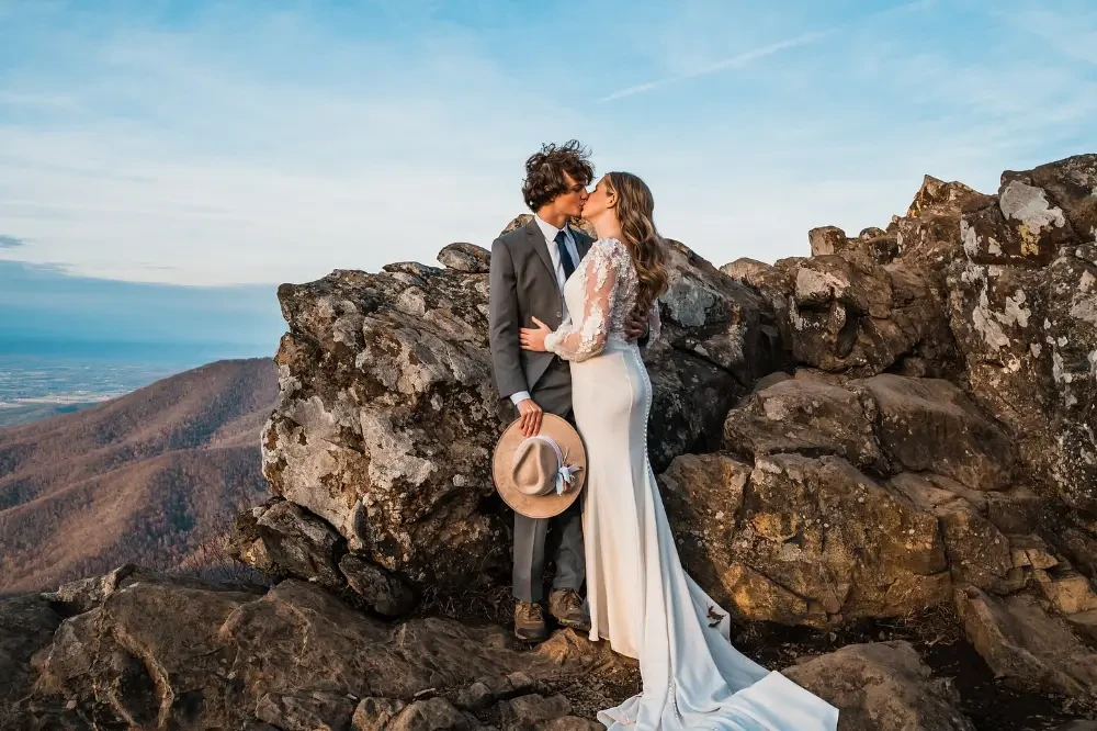 Gallery Image #slidesGrid27