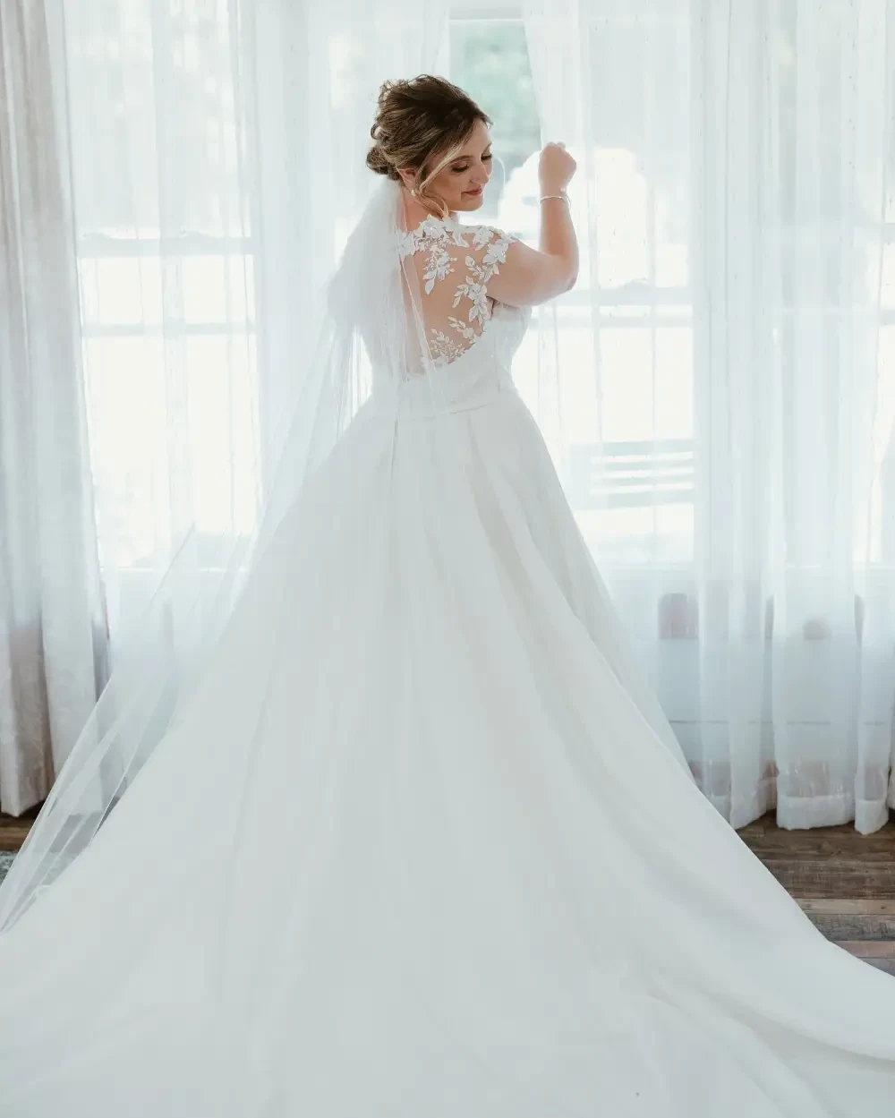 Gallery Image #slidesGrid25